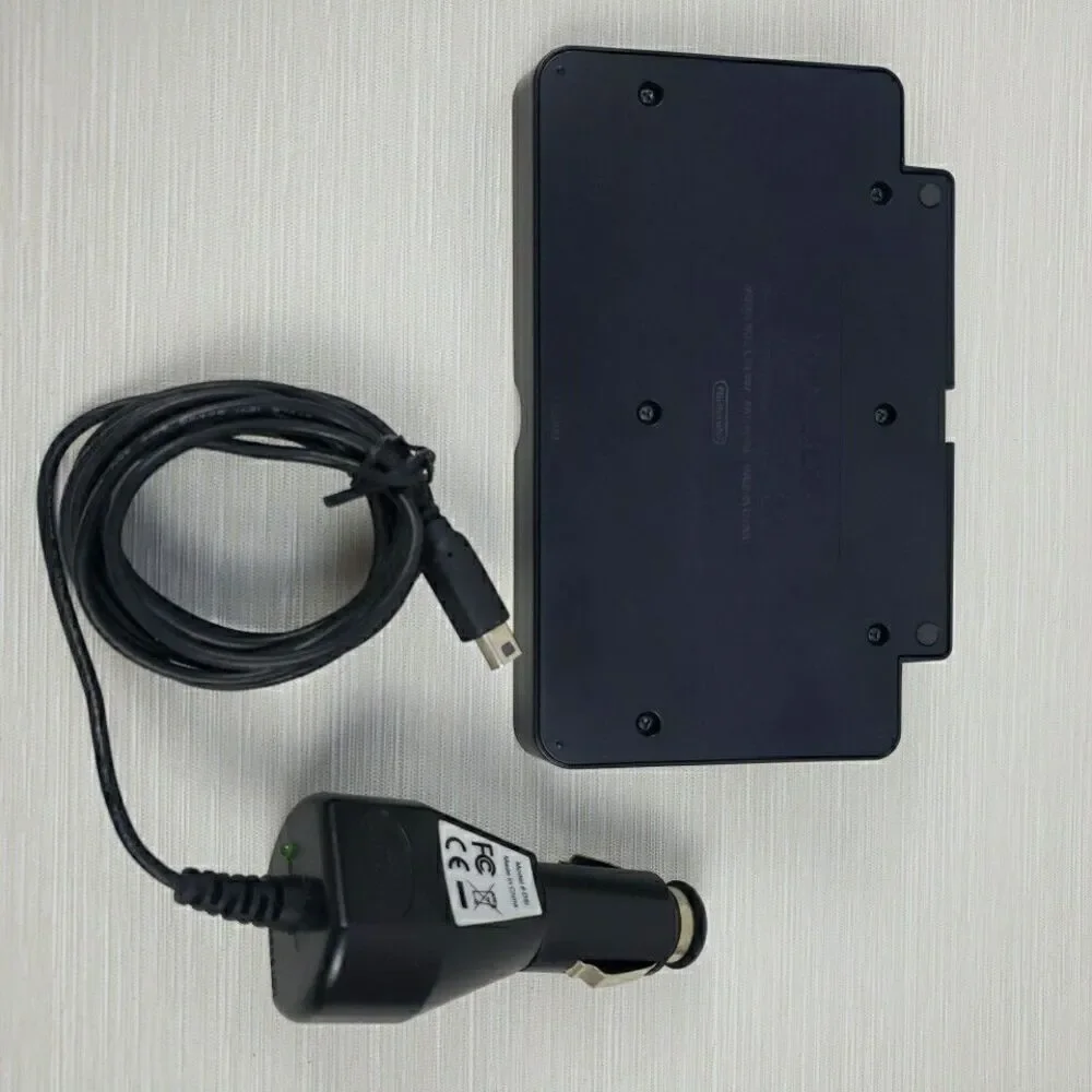 Nintendo 3DS Car Charging Cradle Docking Station Black CTR-007 4.6V 900mA